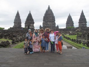 Family photo at Prambanan !